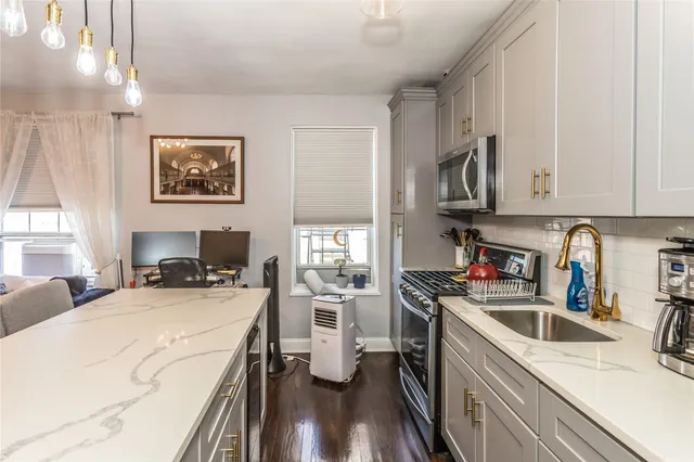 $319,000 | 30-47 Hobart Street, Unit 6 | Woodside