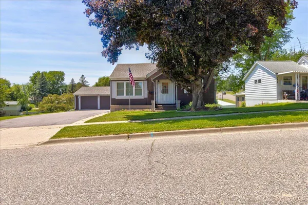 $164,900 | 1053 Mitscher Avenue, Hillsboro, WI 54634