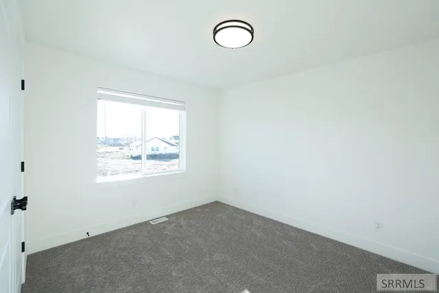 $579,900 | 619 North Curlew Drive, Ammon, ID 83401