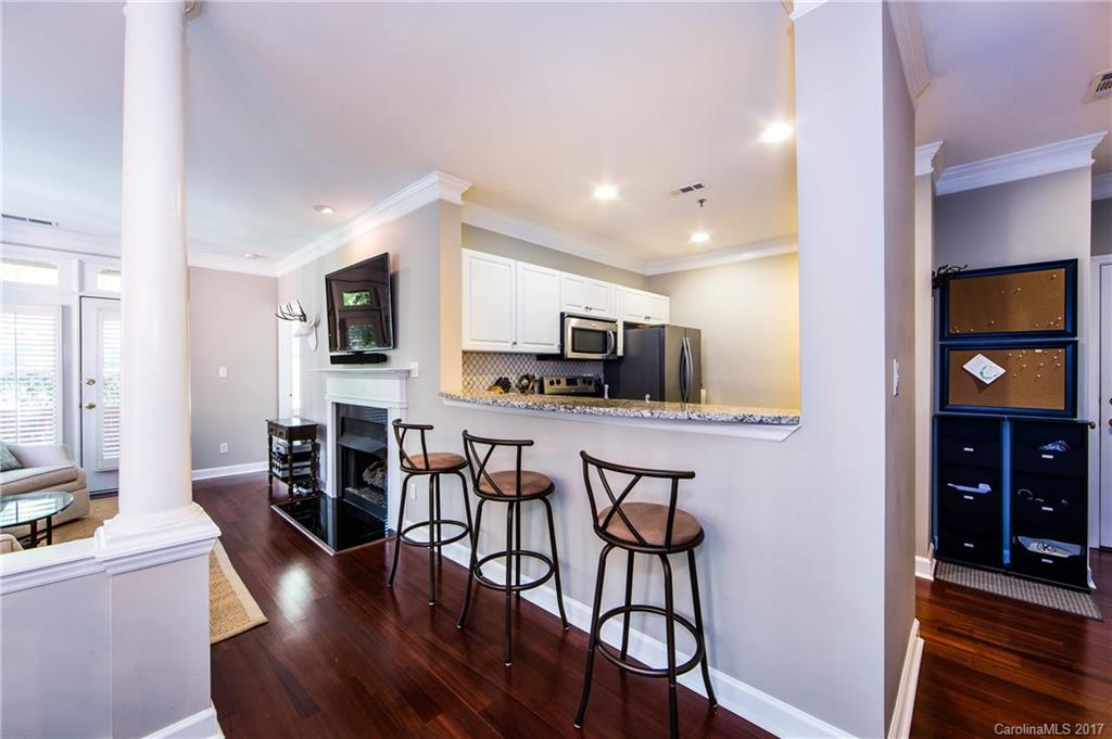416 Queens Road, Unit 1 Charlotte, NC 28207 - Photo 3 of 24 Gallery Image 3