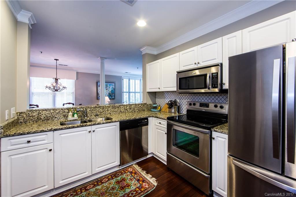 416 Queens Road, Unit 1 Charlotte, NC 28207 - Photo 5 of 24 Gallery Image 5