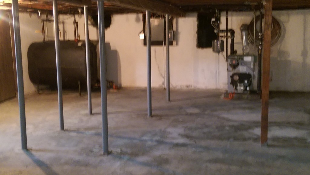 954 Chase Road Lunenburg, MA 01462 - Photo 18 of 27 a view of an empty room with floor to ceiling window