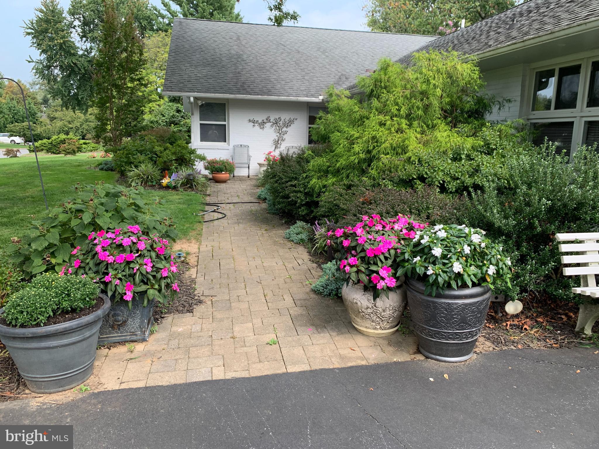 7919 Long Meadow Road Pikesville, MD 21208 - Photo 2 of 36 Front walkway