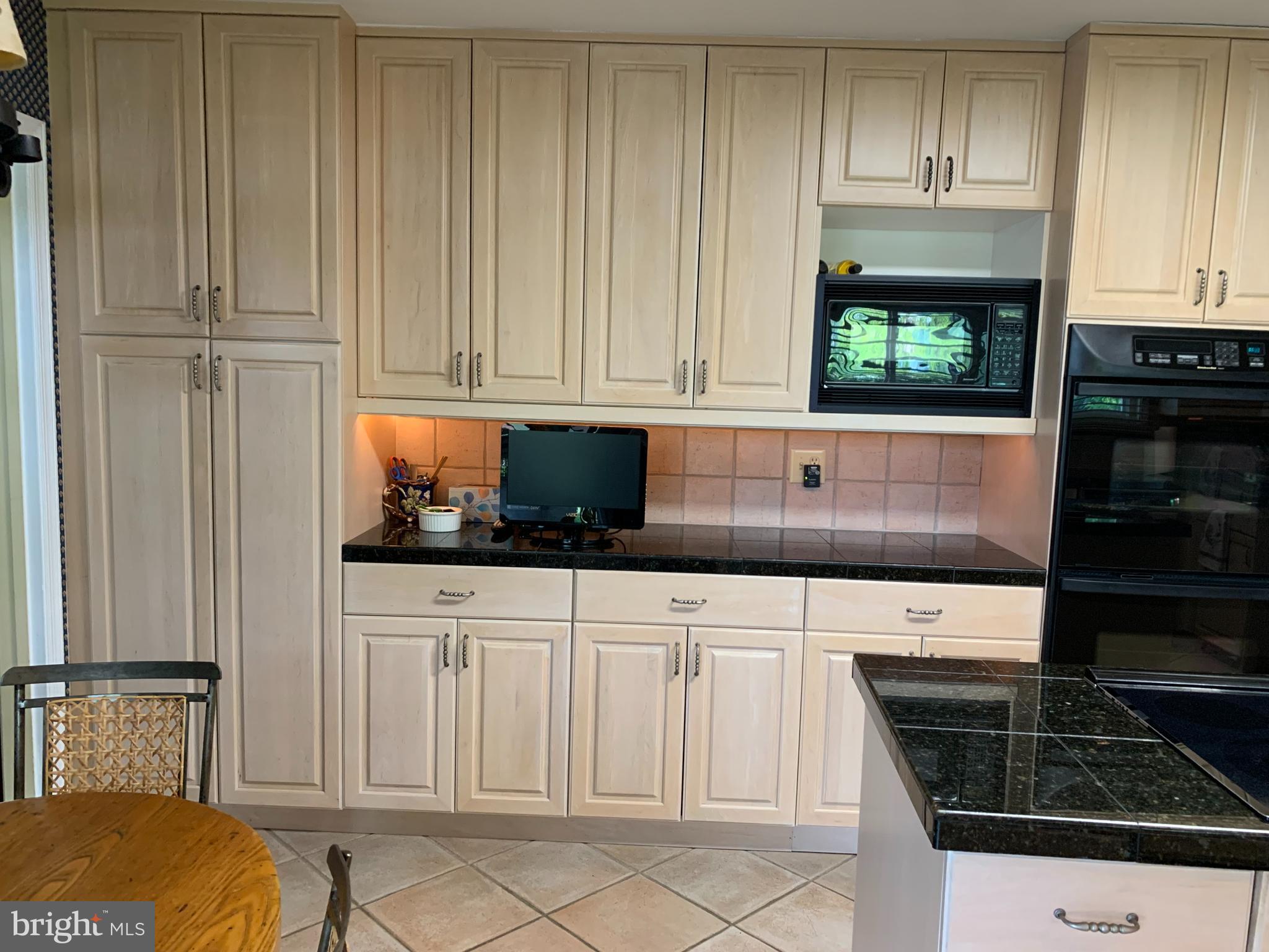 7919 Long Meadow Road Pikesville, MD 21208 - Photo 19 of 36 Kitchen