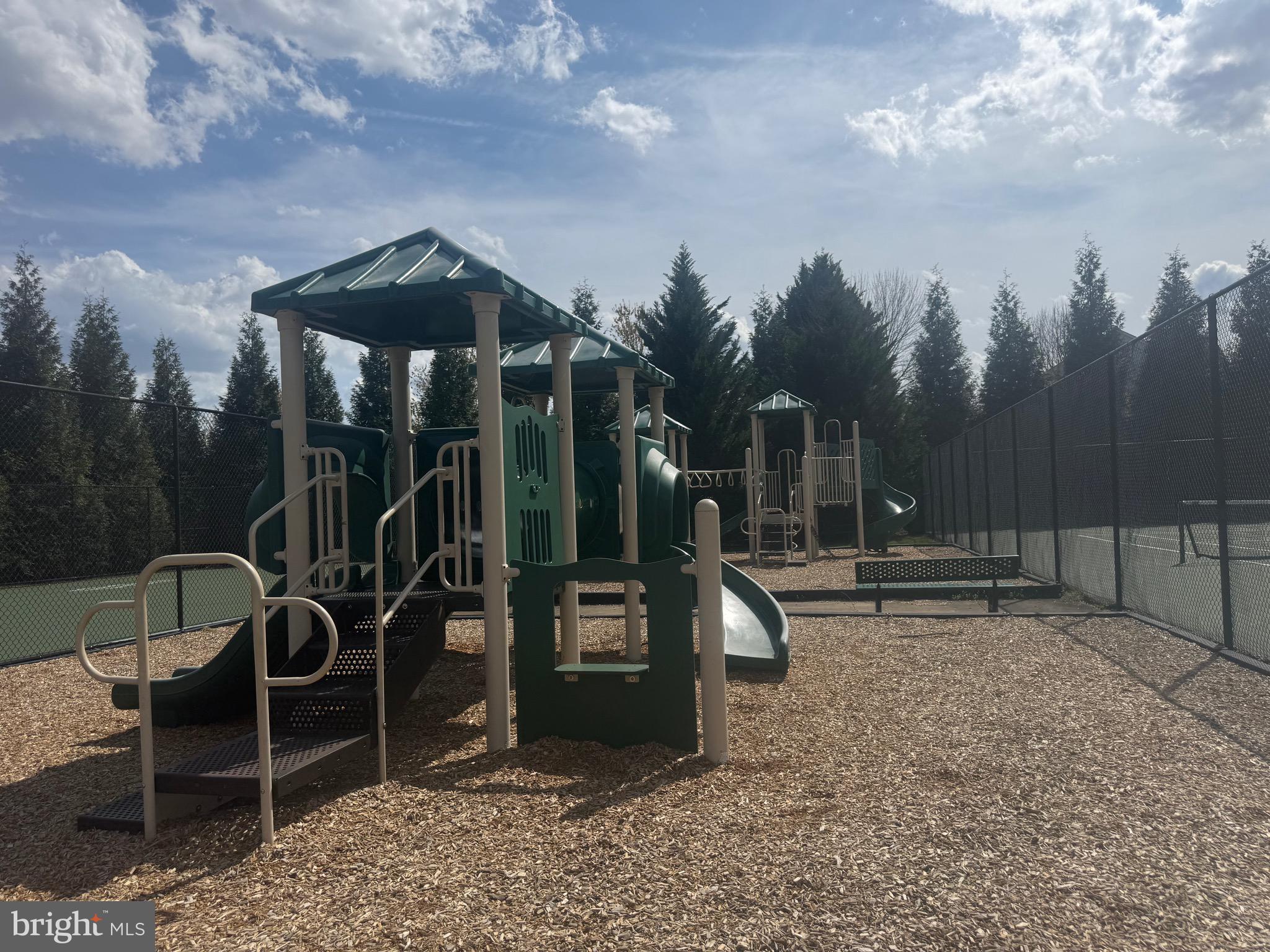 5106 Leatherback Road Woodbridge, VA 22193 - Photo 7 of 8 Playground