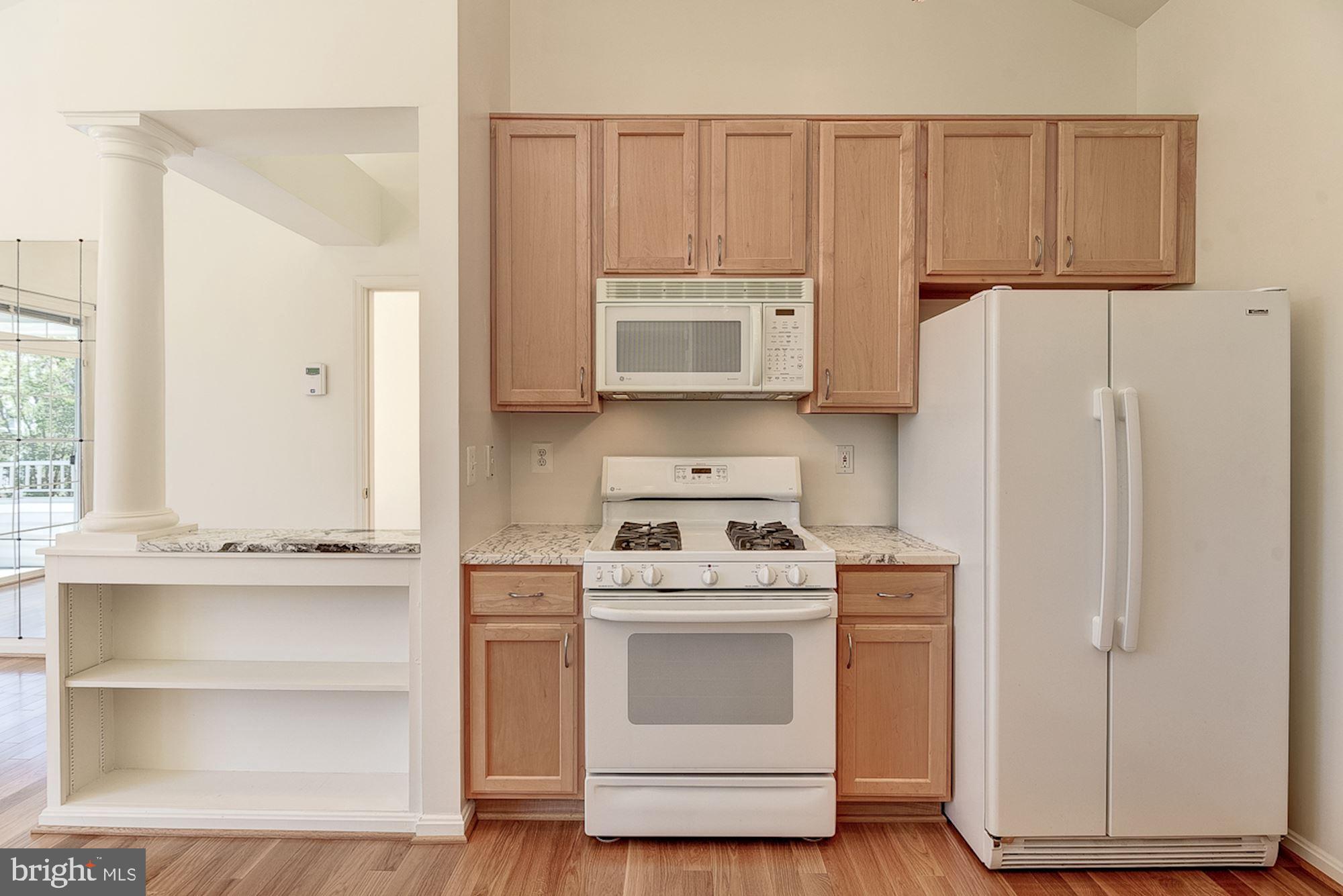 10706 Symphony Way, Unit 208 Columbia, MD 21044 - Photo 15 of 49 Kitchen