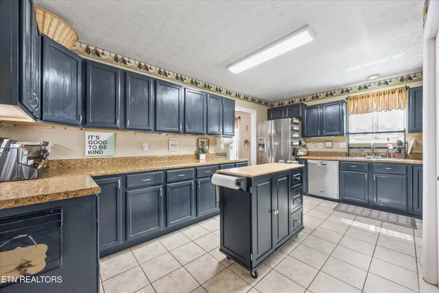 $343,000 | 8925 Heathercrest Drive, Powell, TN 37849