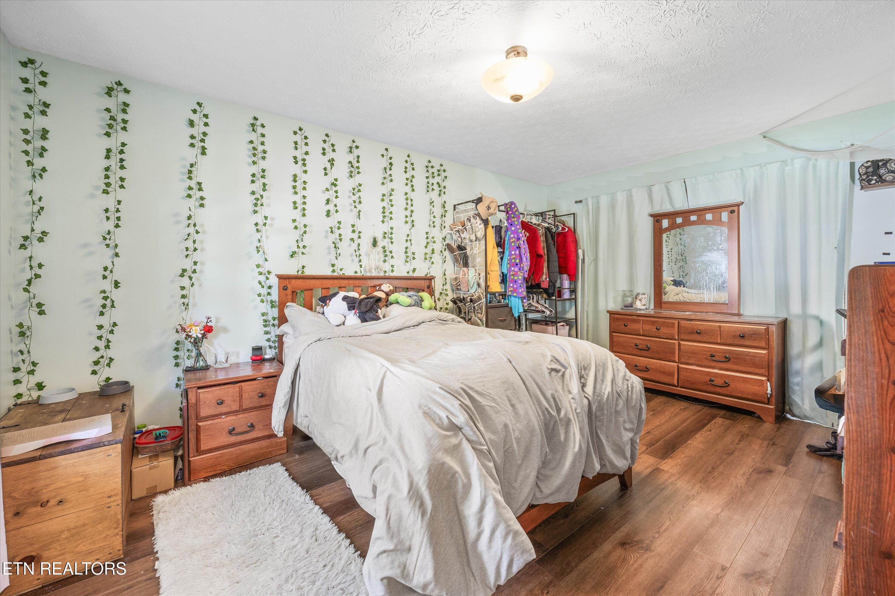 8925 Heathercrest Drive Powell, TN 37849 - Photo 21 of 40 24-8925 Heathercrest Dr -08