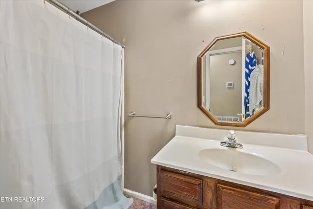 $343,000 | 8925 Heathercrest Drive, Powell, TN 37849