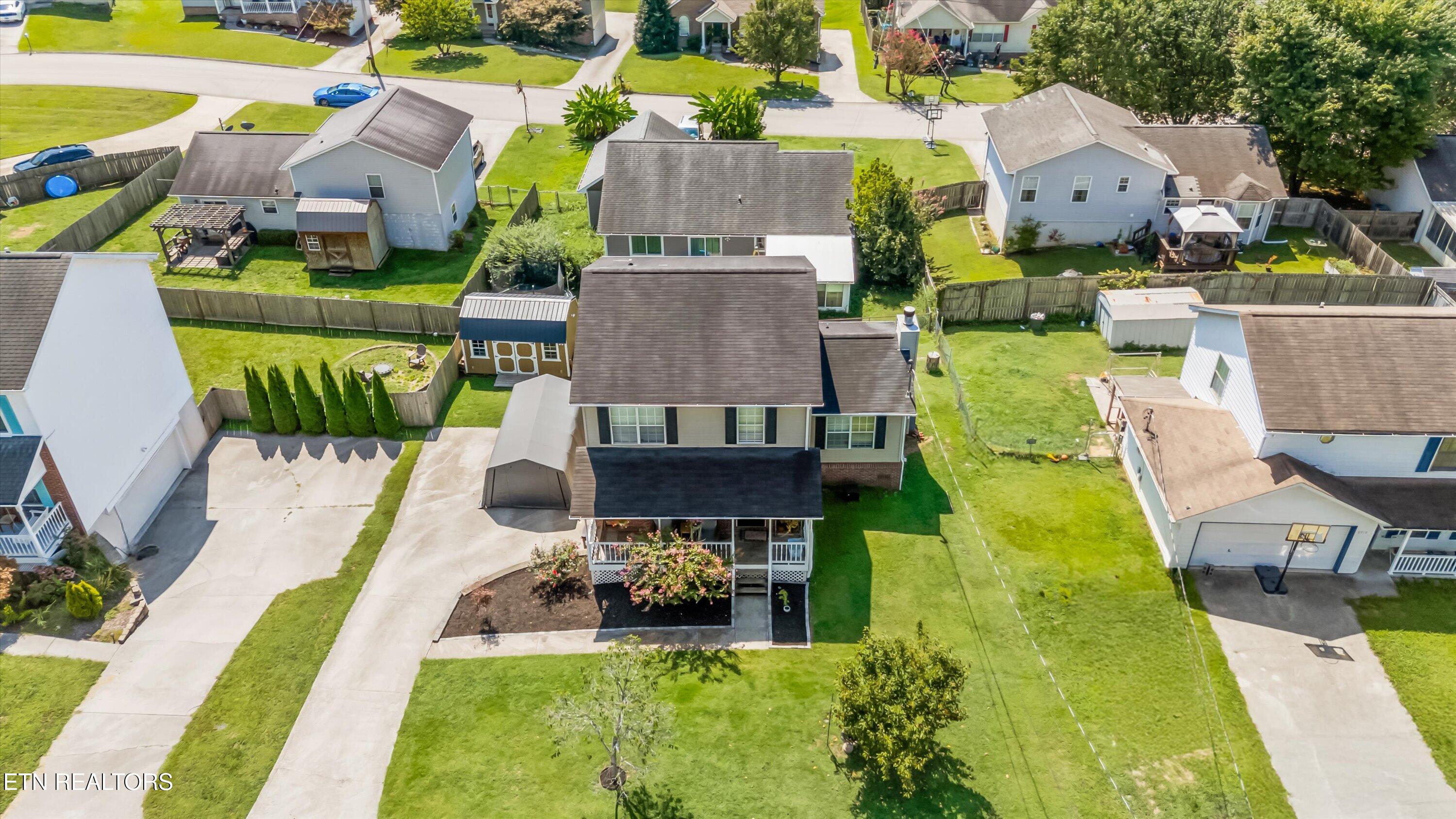 8925 Heathercrest Drive Powell, TN 37849 - Photo 33 of 40 36-8925 Heathercrest Dr -35