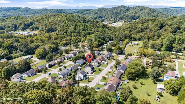 $343,000 | 8925 Heathercrest Drive, Powell, TN 37849