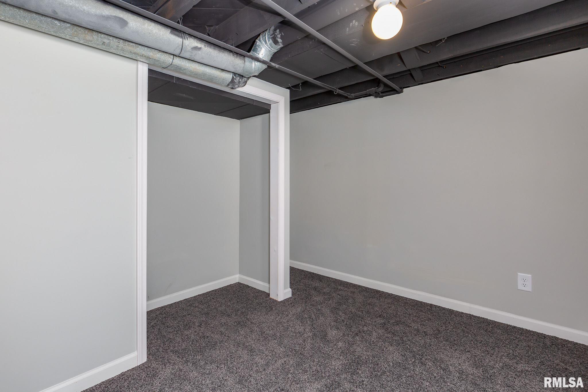 441 40th Street Moline, IL 61265 - Photo 22 of 28 Gallery Image 22