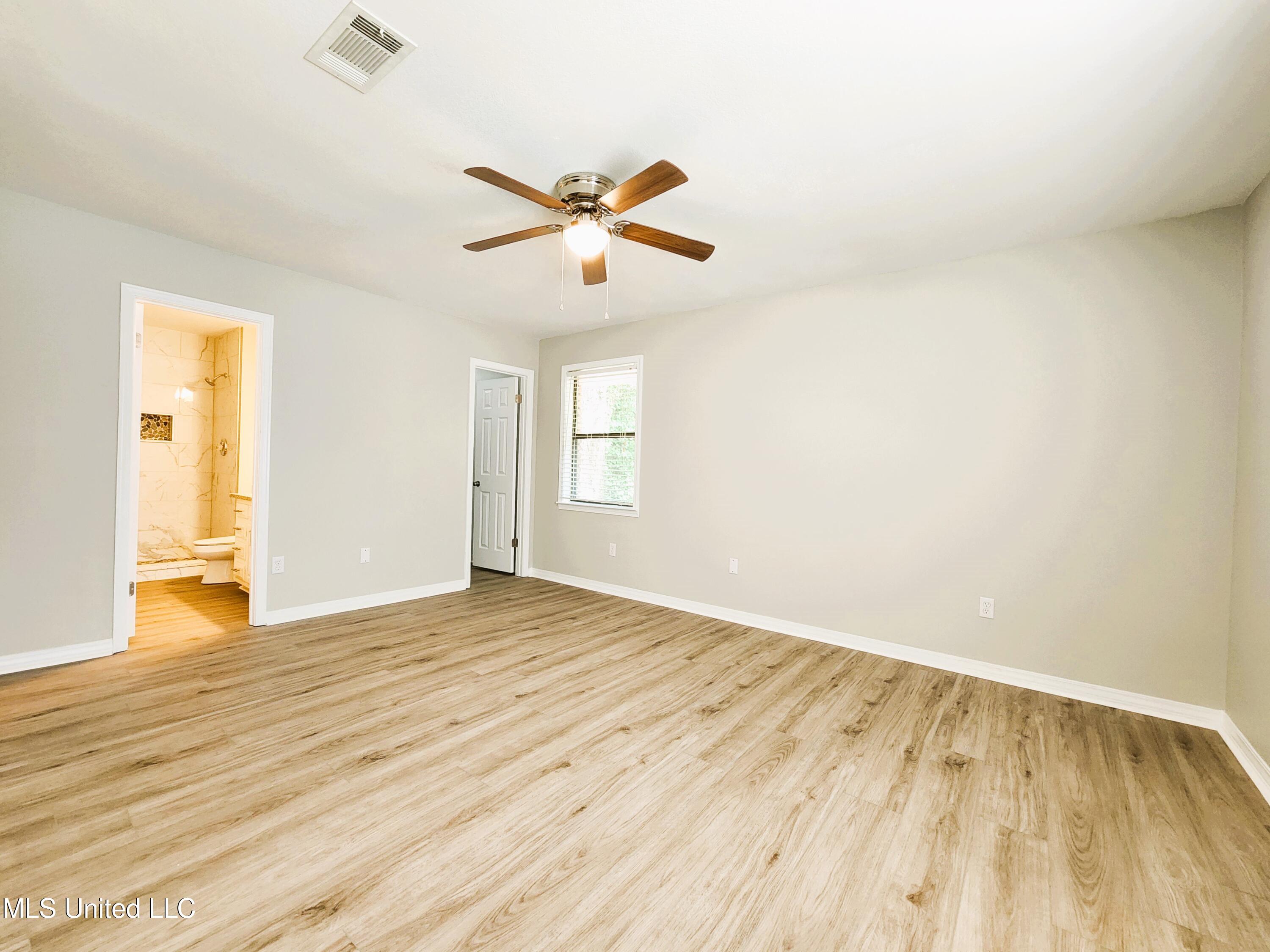 17813 Fosters Road Moss Point, MS 39562 - Photo 18 of 36 20240618_101604
