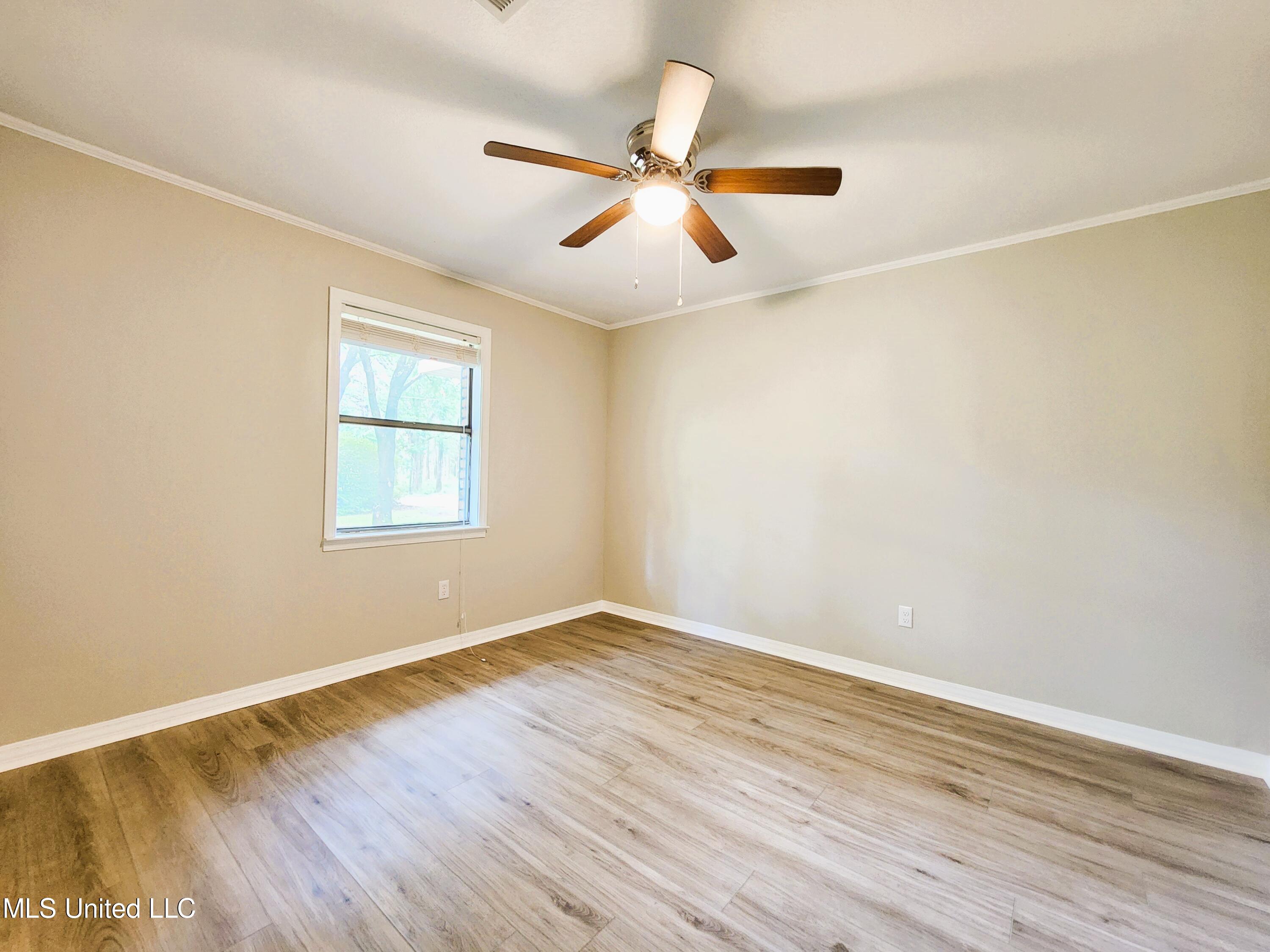 17813 Fosters Road Moss Point, MS 39562 - Photo 30 of 36 20240618_101317