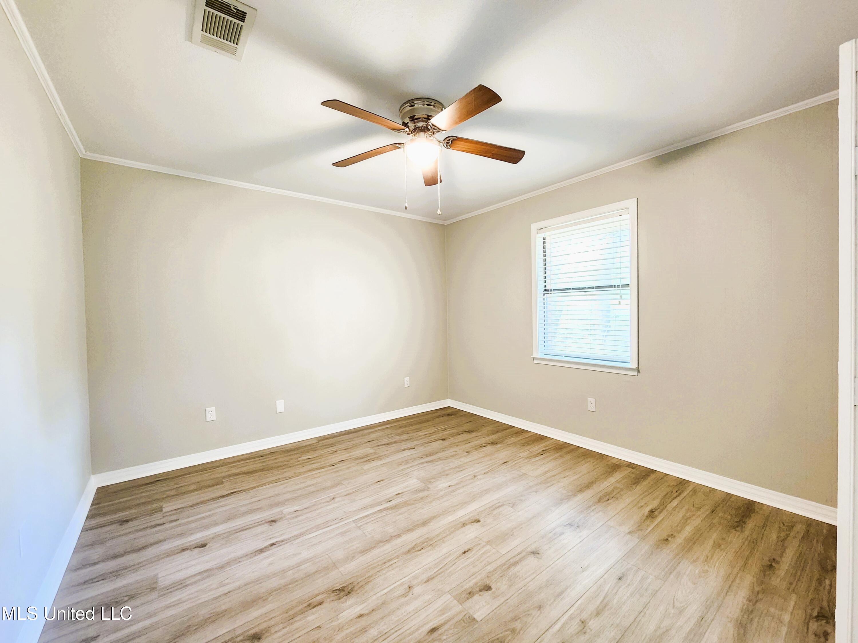 17813 Fosters Road Moss Point, MS 39562 - Photo 32 of 36 20240618_101216