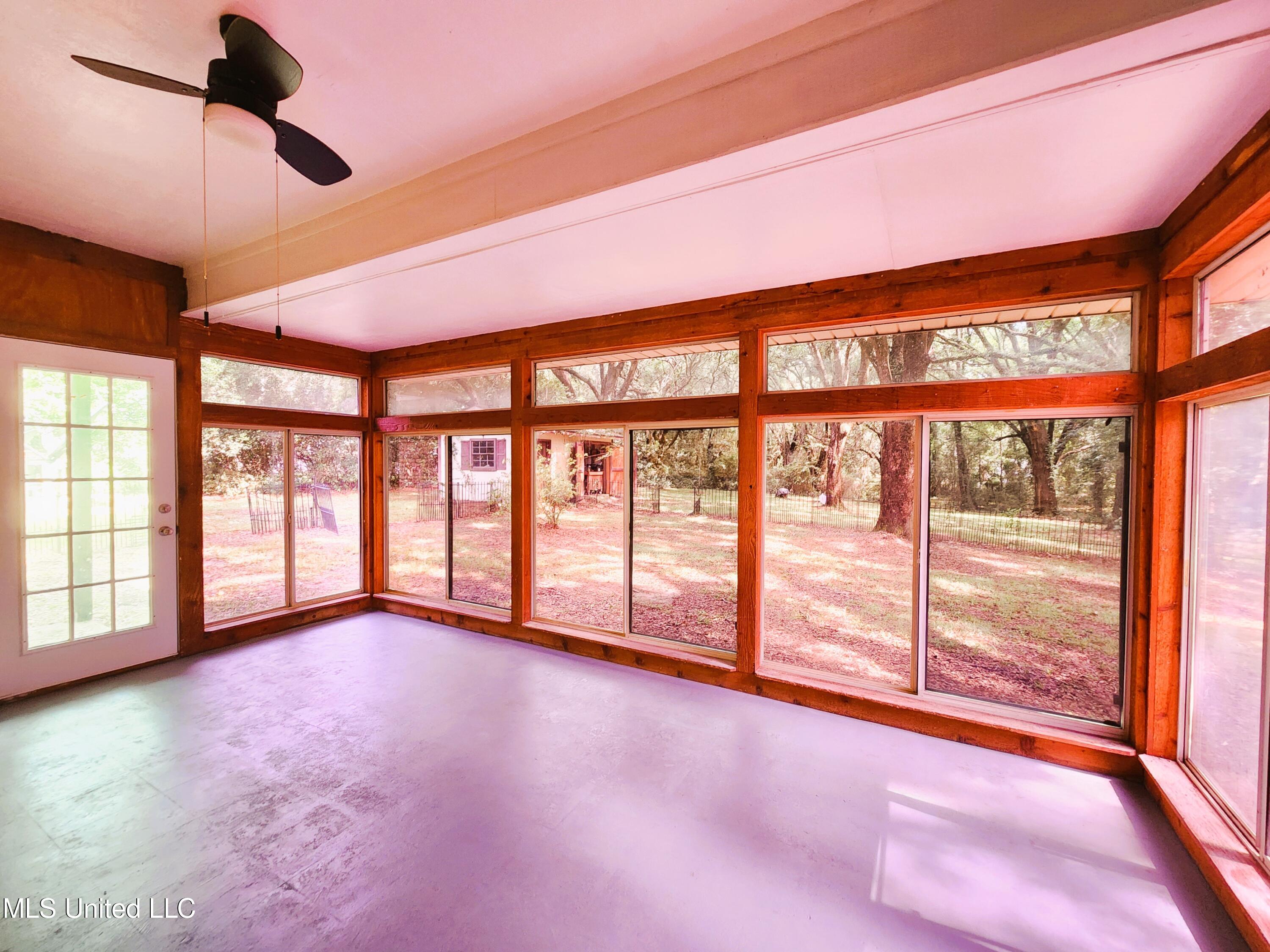 17813 Fosters Road Moss Point, MS 39562 - Photo 35 of 36 20240618_102259