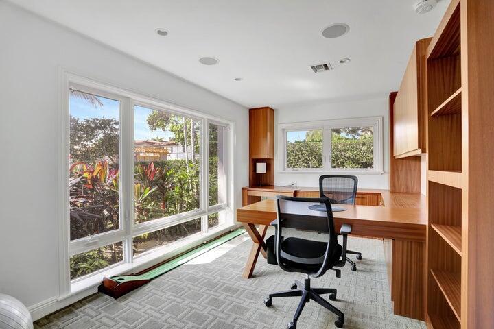 2100 Spanish River Road Boca Raton, FL 33432 - Photo 25 of 38 a view of a workspace with furniture and a window