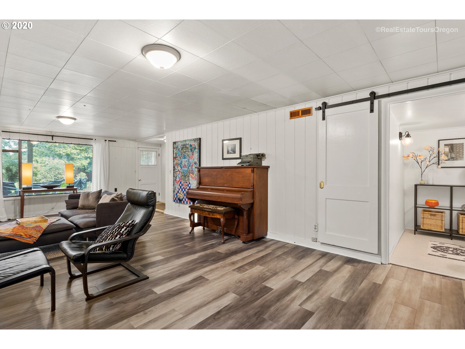 2395 Greentree Road Lake Oswego, OR 97034 - Photo 20 of 32 Gallery Image 20