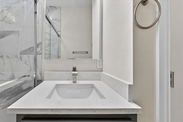 $230,000 | 2009 West Sherman Street, Paris, TX 75460