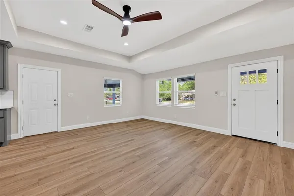 $230,000 | 2009 West Sherman Street, Paris, TX 75460