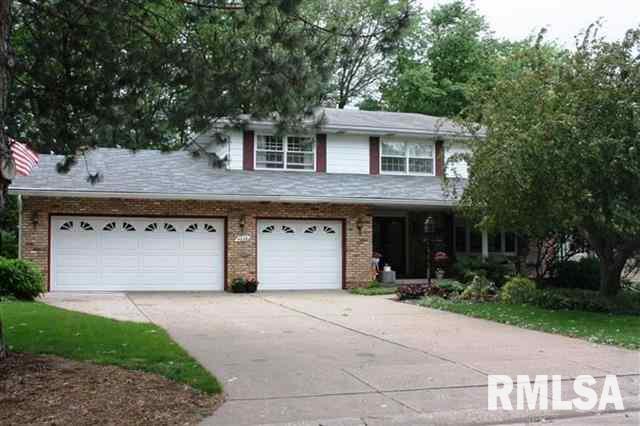 4226 Spring Street Davenport, IA 52807 - Photo 1 of 24 Gallery Image 1
