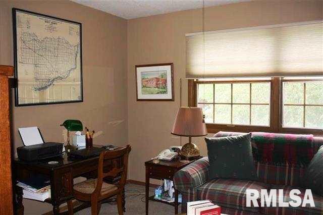 4226 Spring Street Davenport, IA 52807 - Photo 17 of 24 Gallery Image 17
