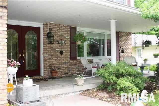 4226 Spring Street Davenport, IA 52807 - Photo 2 of 24 Gallery Image 2
