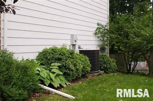 4226 Spring Street Davenport, IA 52807 - Photo 24 of 24 Gallery Image 24