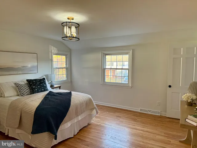 $389,900 | 530 Woodsedge Road, Dover, DE 19904