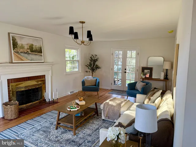 $389,900 | 530 Woodsedge Road, Dover, DE 19904