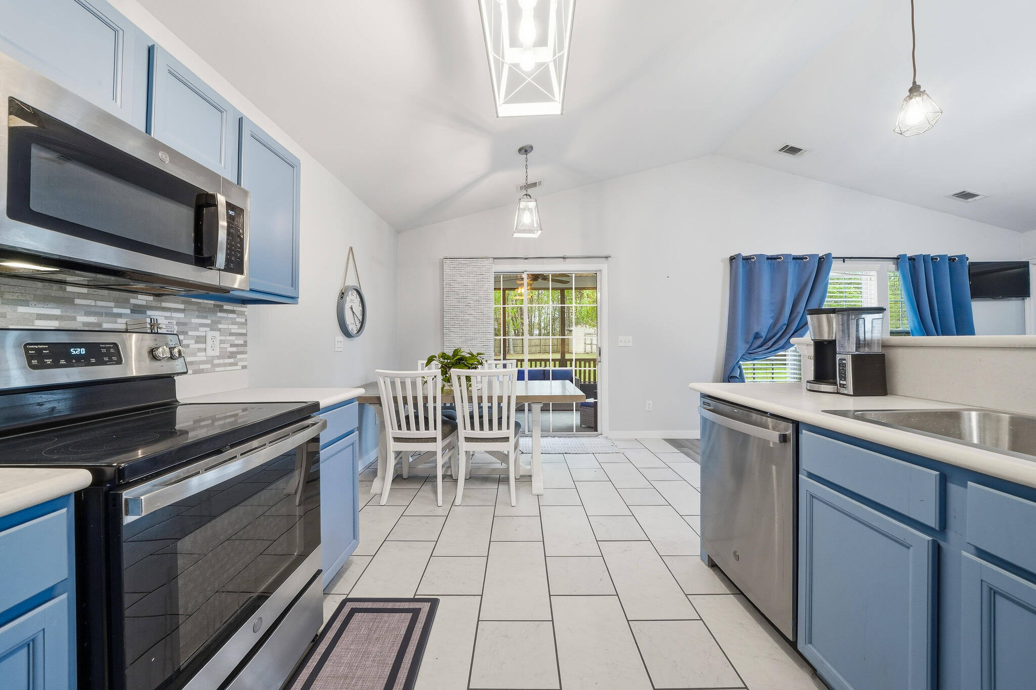 305 Sparkleberry Lane Ladson, SC 29456 - Photo 9 of 29 DSC09160