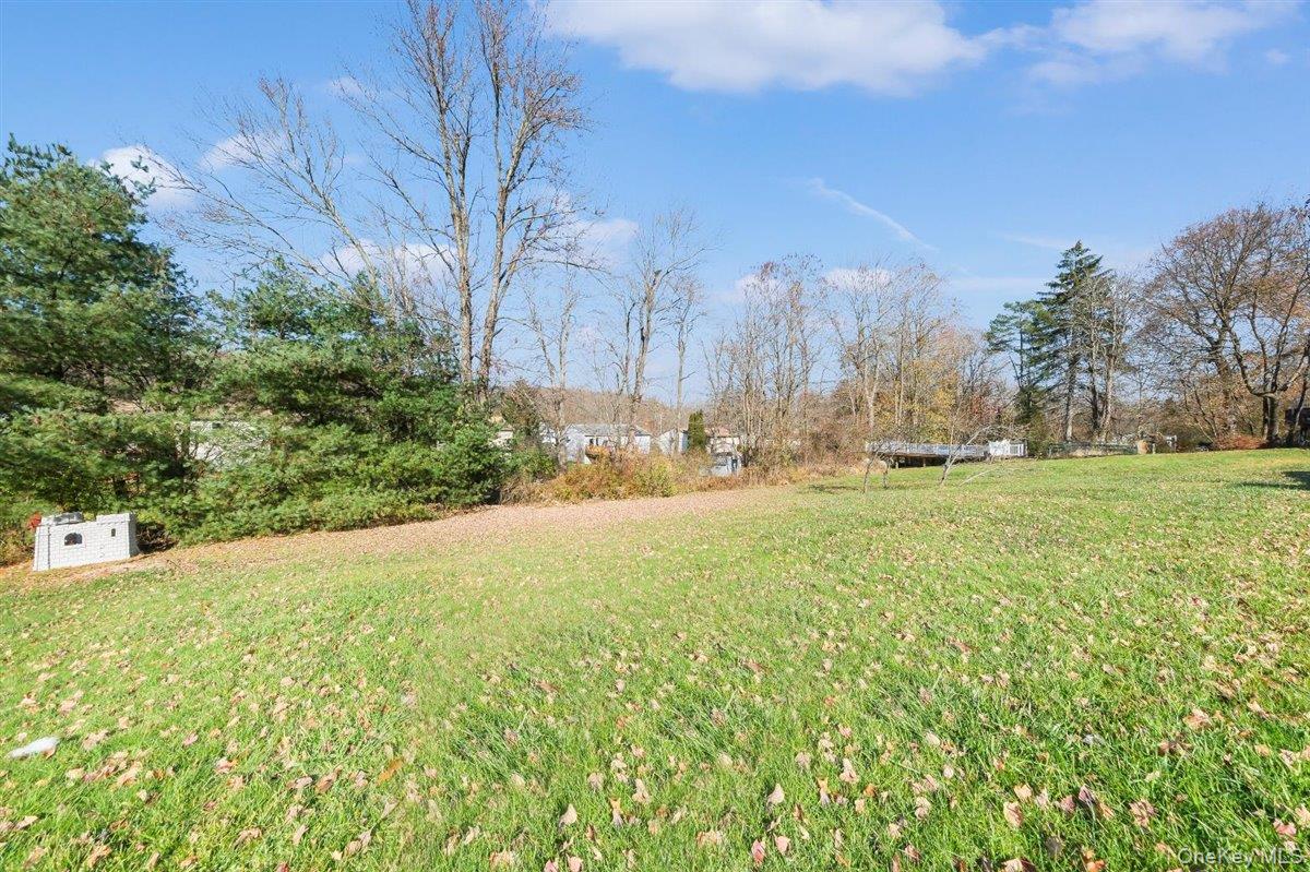 22 Quaker Hill Road Monroe, NY 10950 - Photo 33 of 36