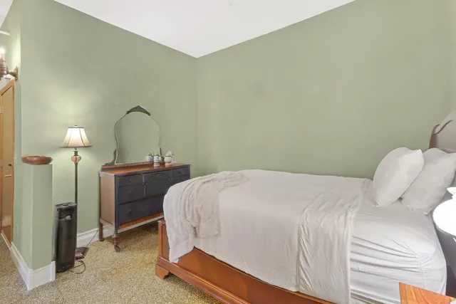 $106,000 | 488 Wabasha Street North, Unit 606, St. Paul, MN 55101