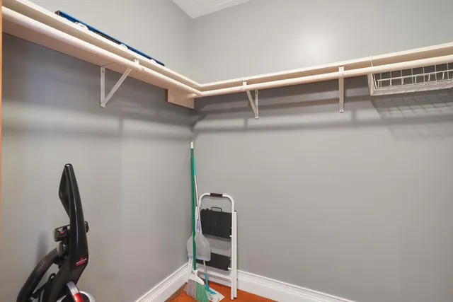 $106,000 | 488 Wabasha Street North, Unit 606, St. Paul, MN 55101