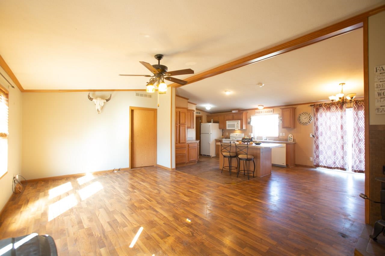 20942 Southwest Tawakoni Road Douglass, KS 67039 - Photo 12 of 34