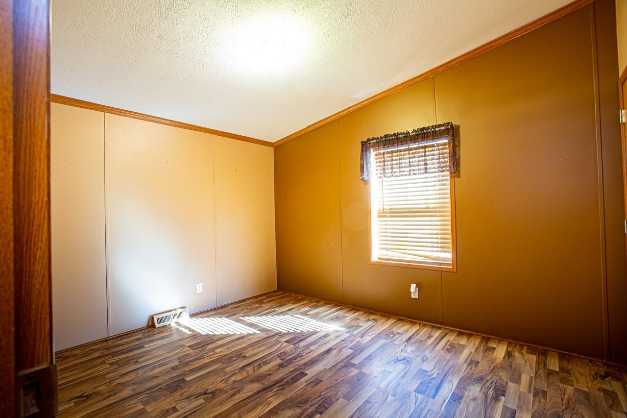 20942 Southwest Tawakoni Road Douglass, KS 67039 - Photo 18 of 34