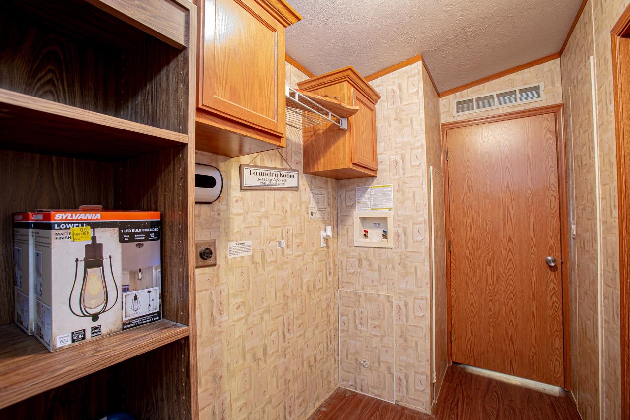 20942 Southwest Tawakoni Road Douglass, KS 67039 - Photo 21 of 34