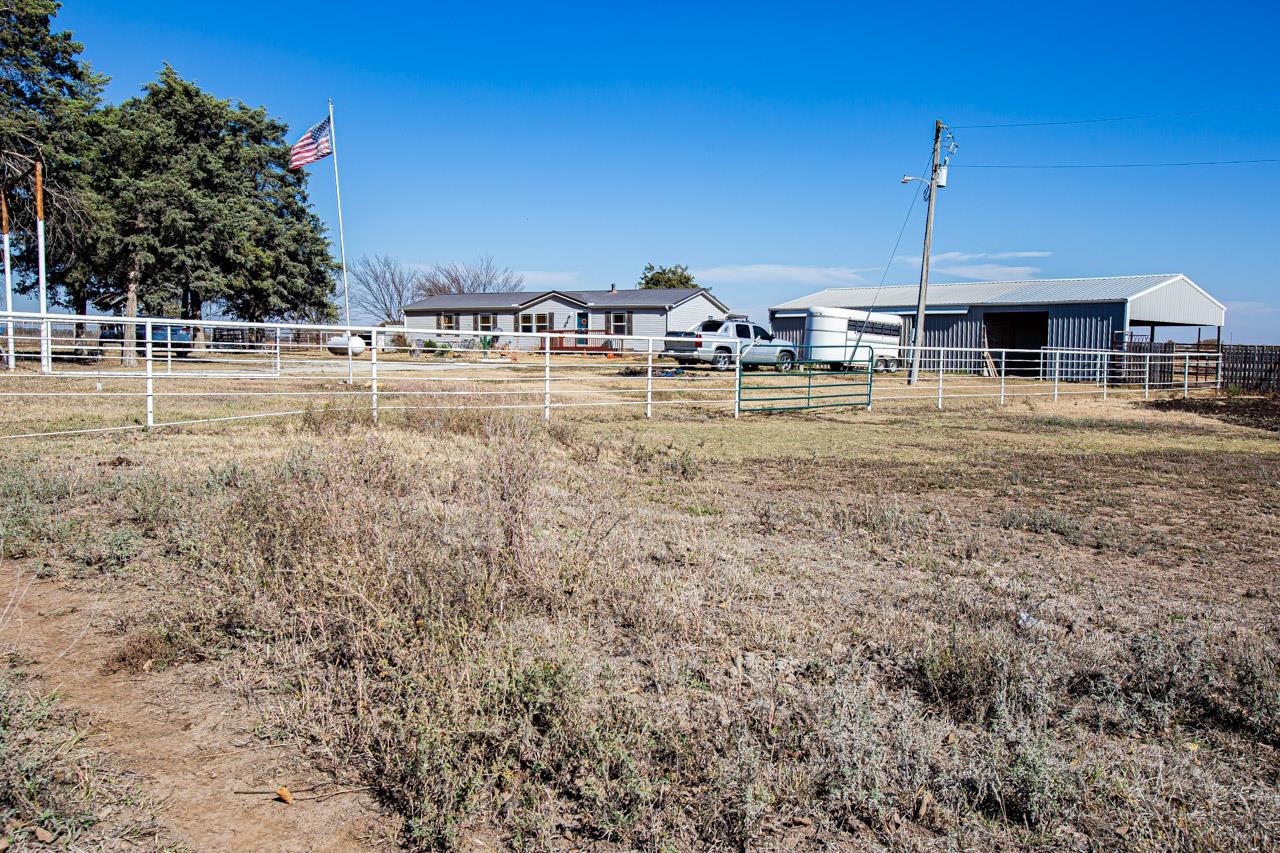 20942 Southwest Tawakoni Road Douglass, KS 67039 - Photo 24 of 34