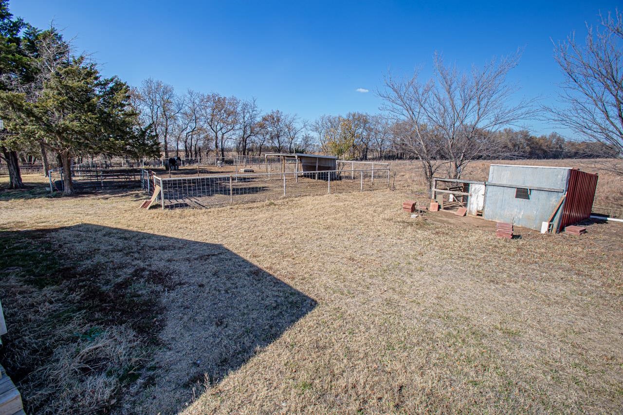 20942 Southwest Tawakoni Road Douglass, KS 67039 - Photo 29 of 34