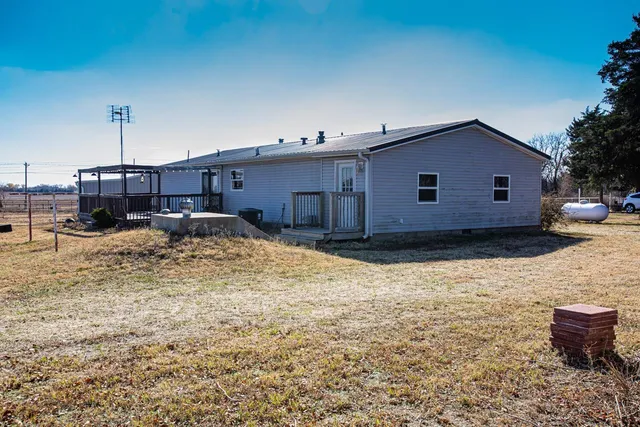 $259,000 | 20942 Southwest Tawakoni Road, Douglass, KS 67039