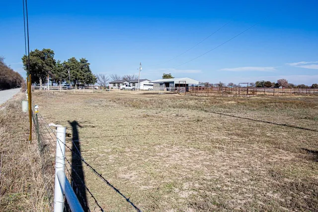 $259,000 | 20942 Southwest Tawakoni Road, Douglass, KS 67039