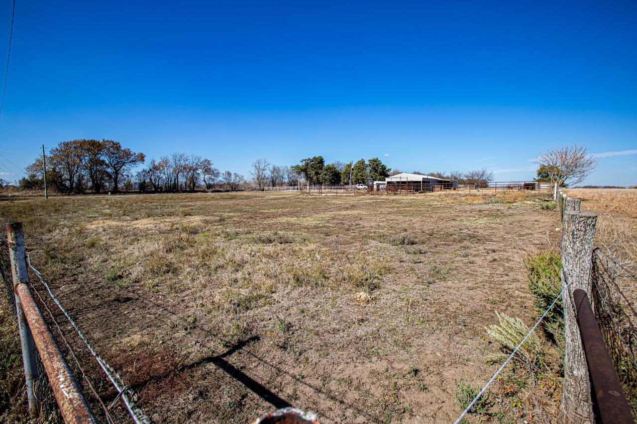 20942 Southwest Tawakoni Road Douglass, KS 67039 - Photo 10 of 34