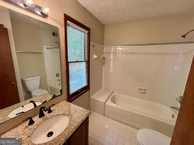 $1,600 | 666 Stratford Green Way, Avondale Estates, GA 30002