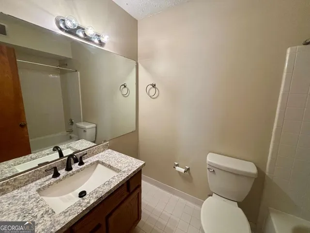 $1,600 | 666 Stratford Green Way, Avondale Estates, GA 30002