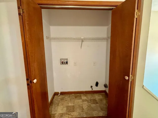 $1,600 | 666 Stratford Green Way, Avondale Estates, GA 30002