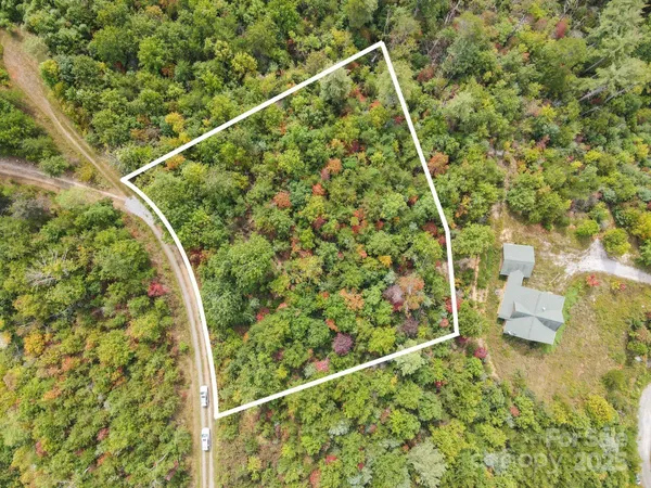 $33,000 | 99999 Sir Winston Way, Unit LOT 52, Marion, NC 28752