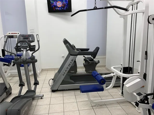 $3,300 | 6039 Collins Avenue, Unit 1434, Miami Beach, FL 33140