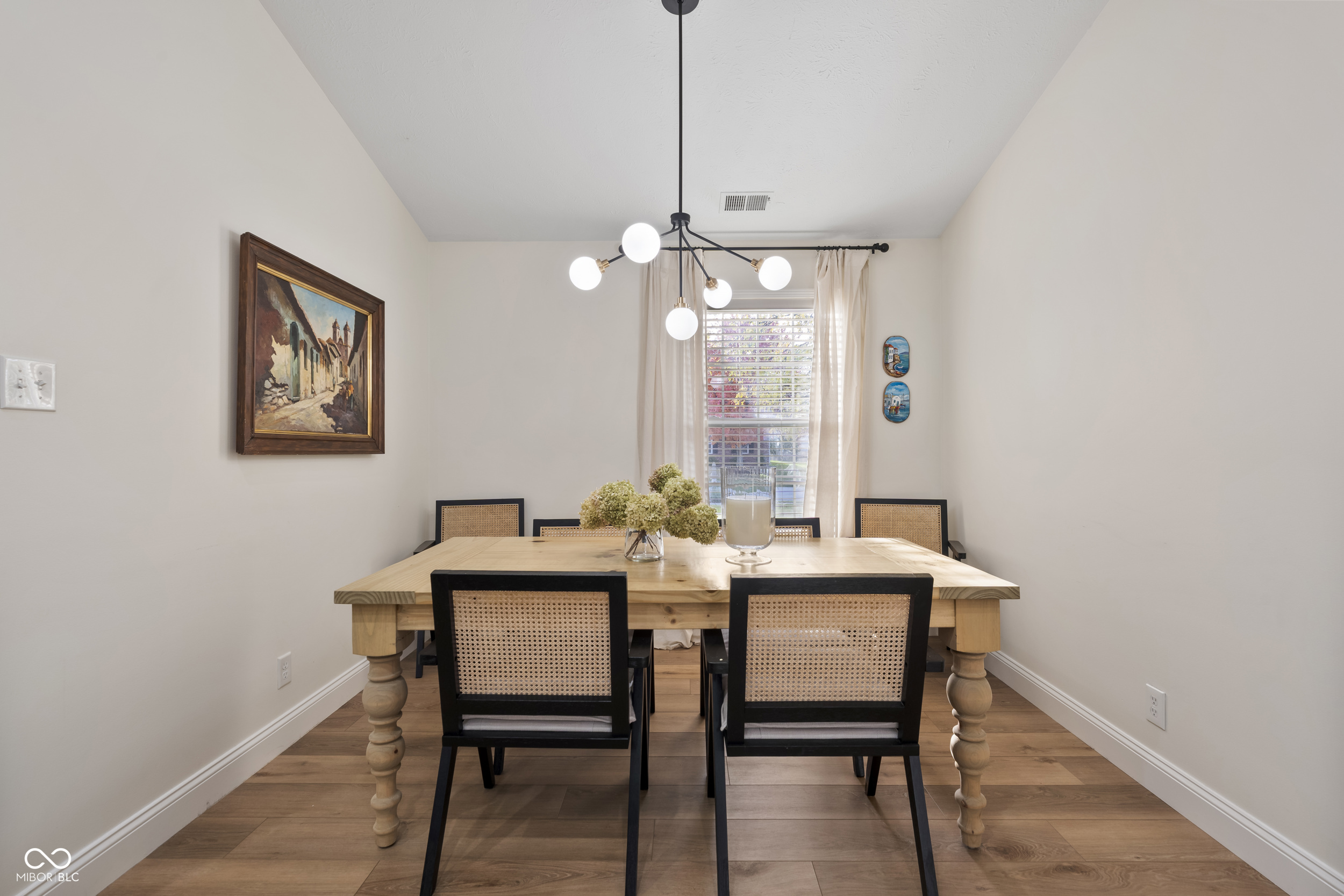 11388 Falling Water Way Fishers, IN 46037 - Photo 12 of 36