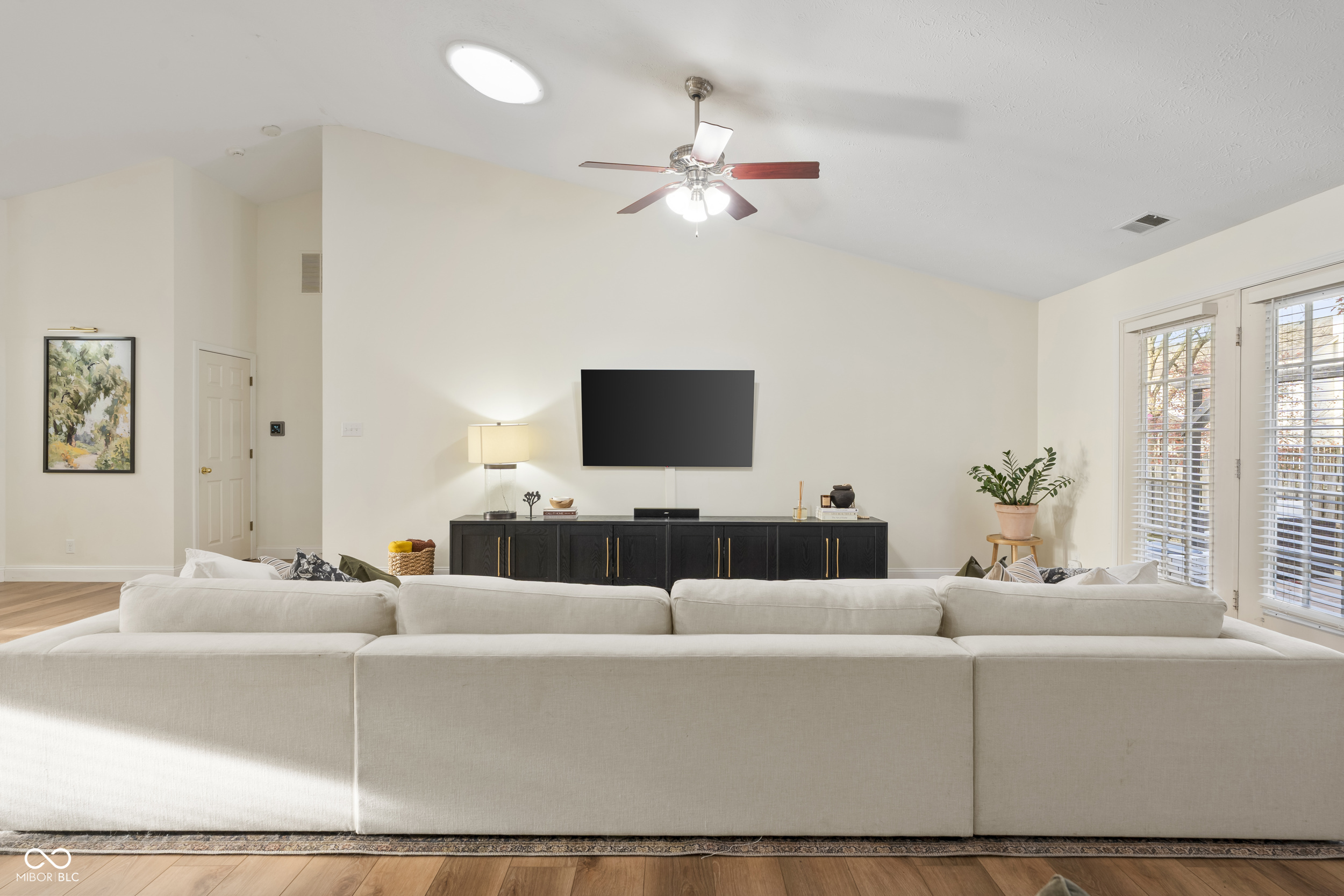 11388 Falling Water Way Fishers, IN 46037 - Photo 2 of 36