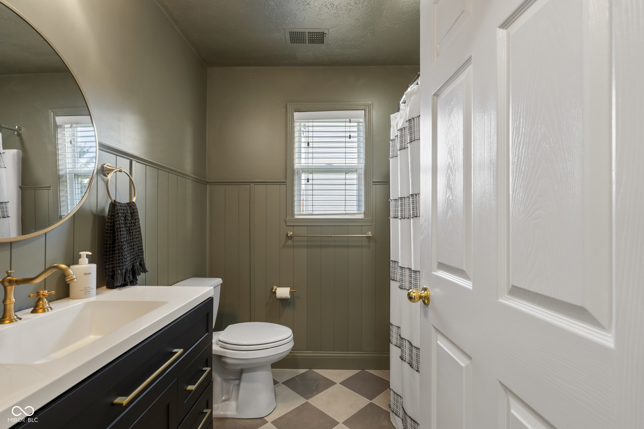 11388 Falling Water Way Fishers, IN 46037 - Photo 25 of 36